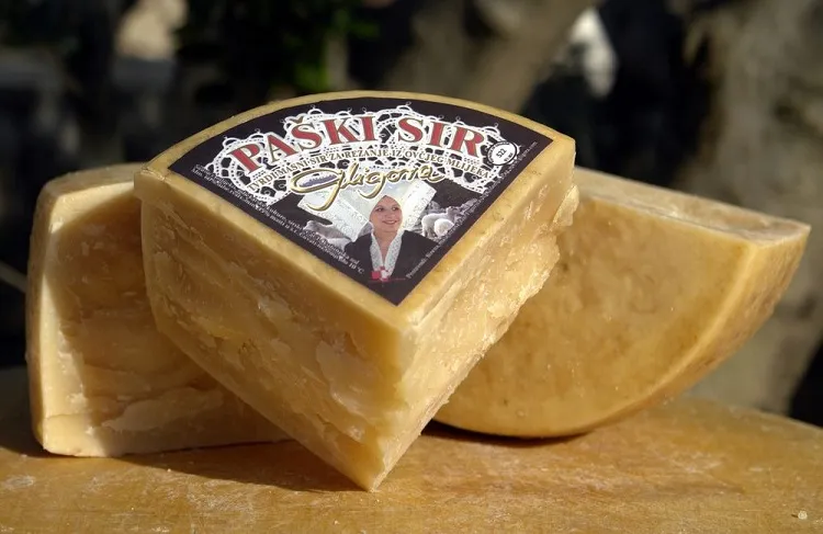 Paški sir — Pag cheese